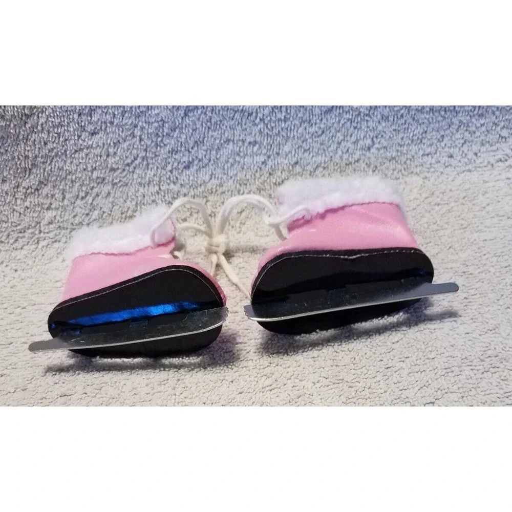 Pink  Fur Trimmed Ice Skates Fits 18 inch American Girl Dolls &‎ white Beret Hat